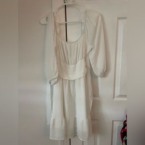 Super cute flowy white dress!